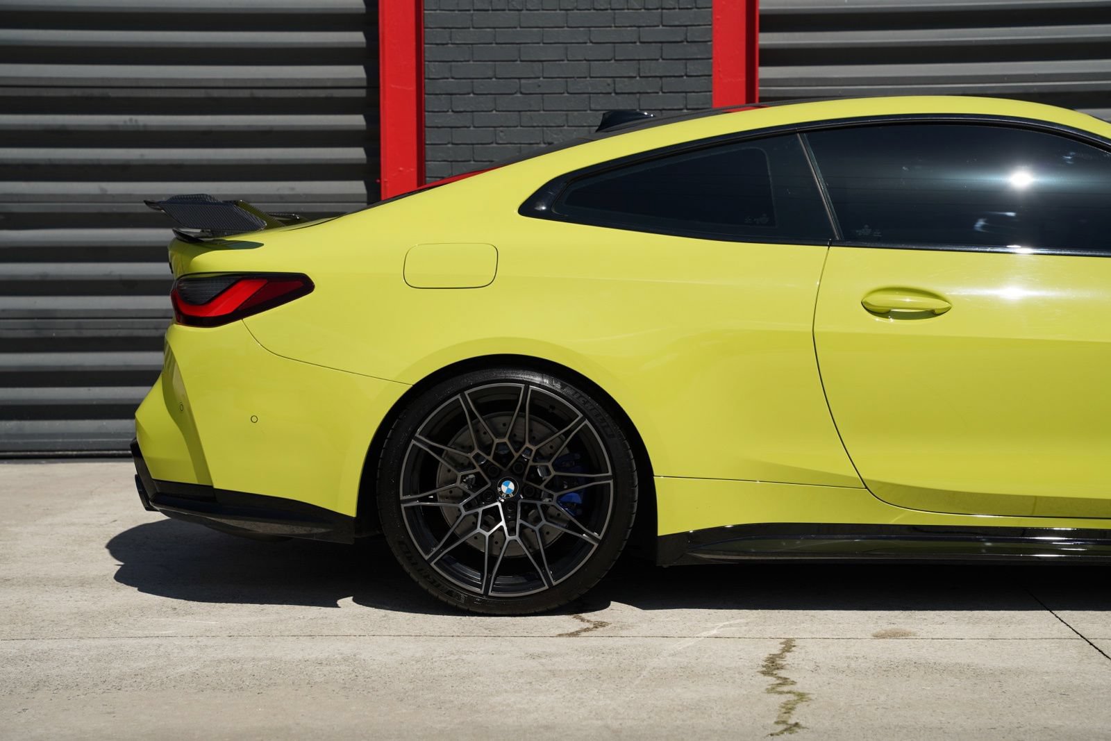 Used 2021 BMW M4 Competition w/ M Carbon Exterior Package RWD image 6