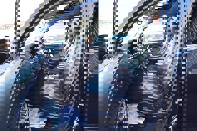 Used 2012 GMC Acadia SLT image 12