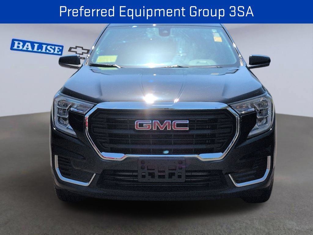 Certified 2023 GMC Terrain SLE w/ Driver Convenience Package AWD/4WD image 9