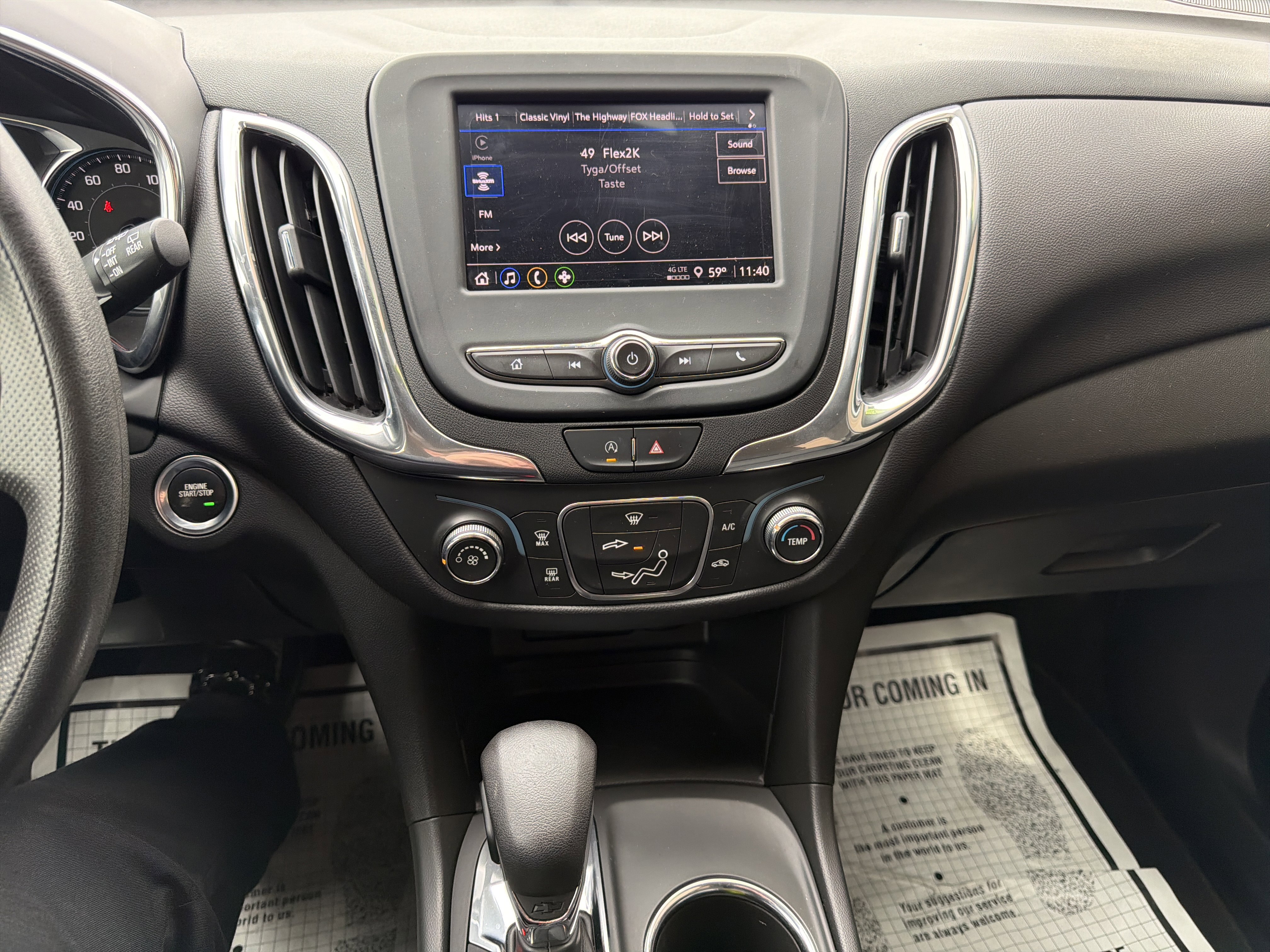 Used 2023 Chevrolet Equinox LT image 20