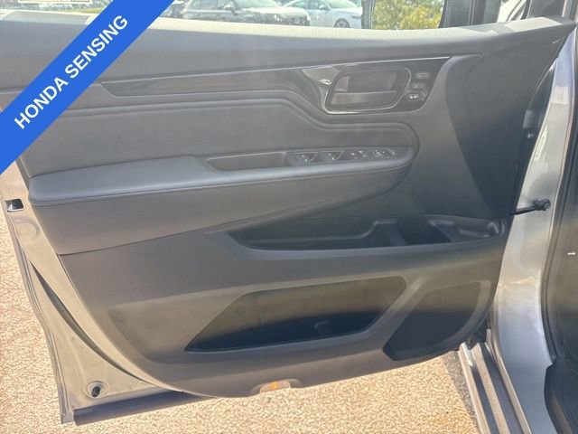 Used 2025 Honda Odyssey Touring image 10