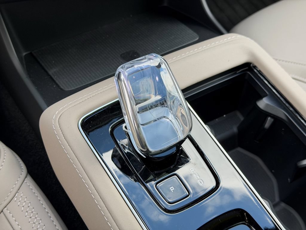 New 2026 Volvo XC90 B6 Plus AWD/4WD image 28
