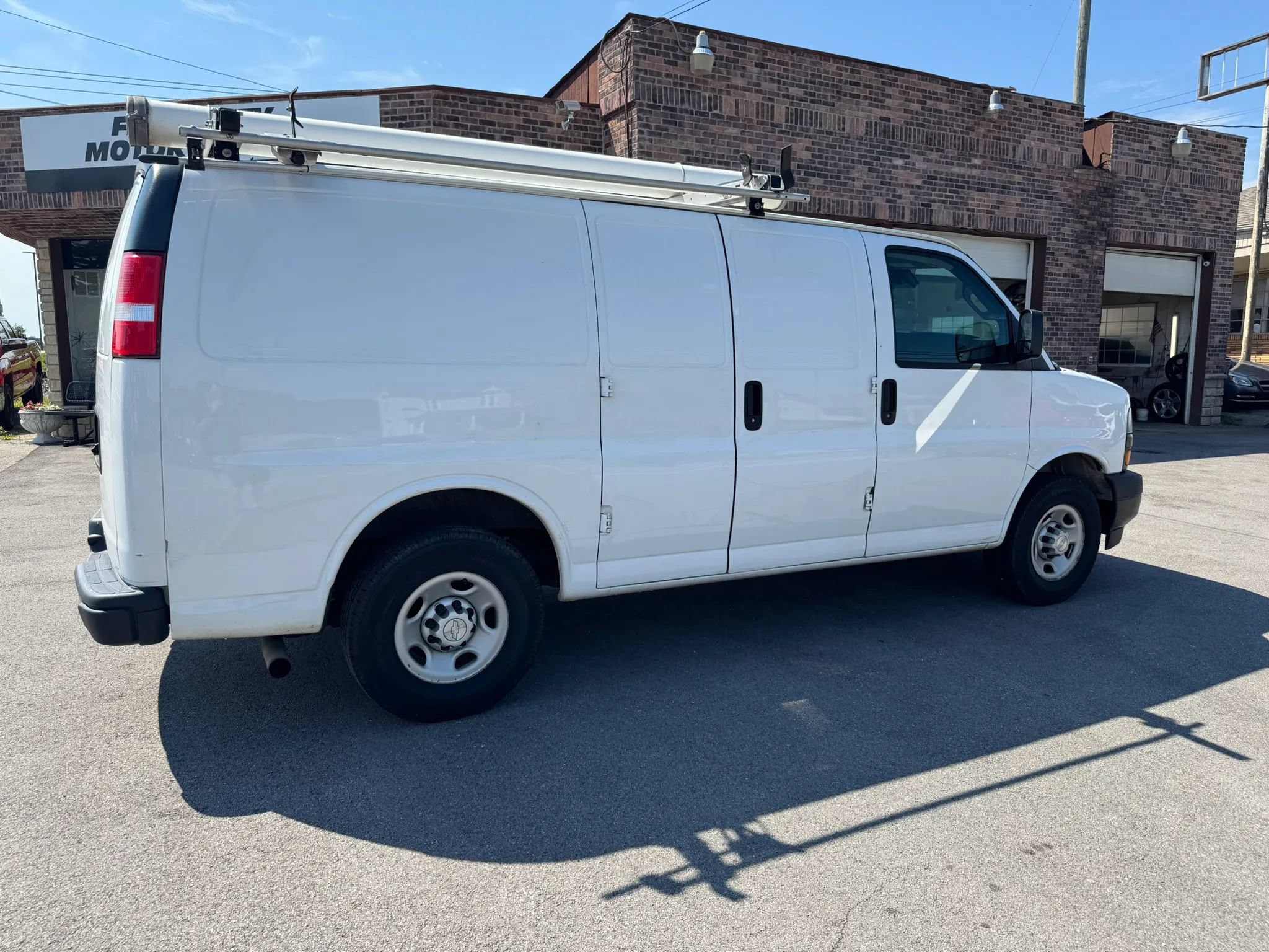 Used 2020 Chevrolet Express 2500 w/ Safety Package RWD image 16