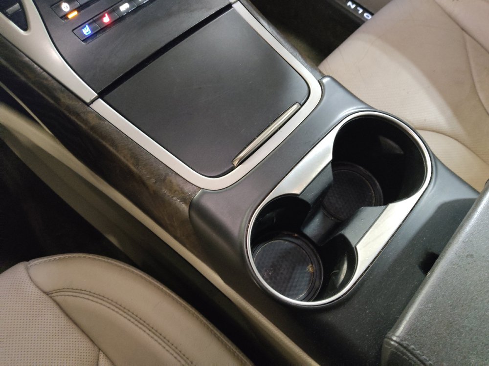 Used 2016 Lincoln MKX Reserve w/ Technology Package FWD image 26