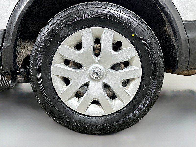 Used 2020 Nissan Rogue Sport S FWD image 30