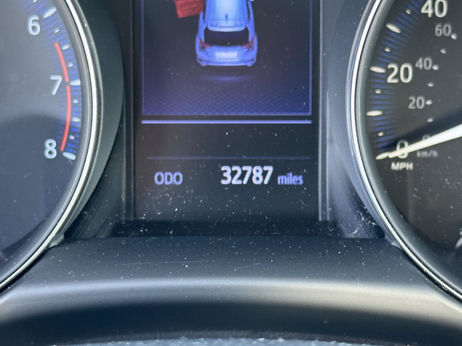 Used 2019 Toyota C-HR Limited FWD image 14