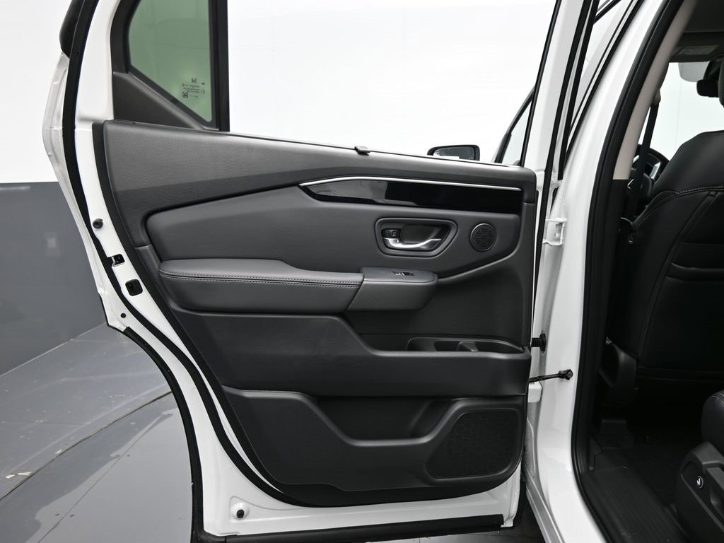 New 2025 Honda Pilot EX-L image 34