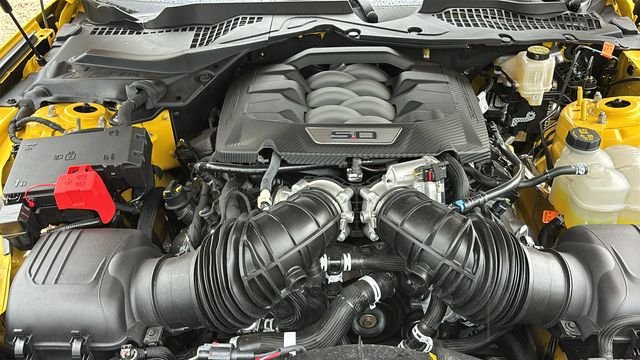 Used 2024 Ford Mustang GT Premium RWD image 31