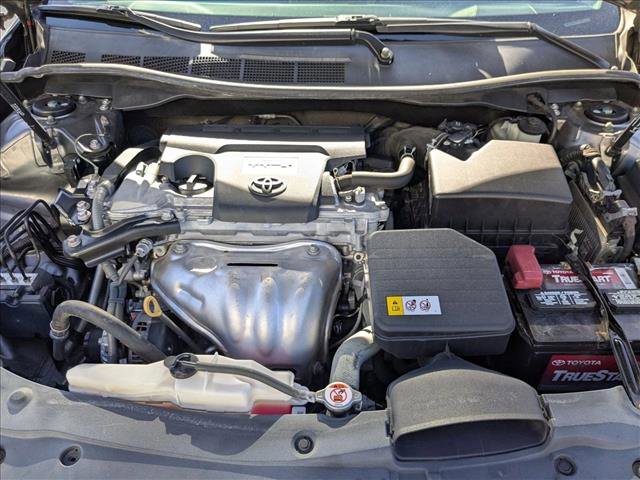 Used 2017 Toyota Camry LE image 22