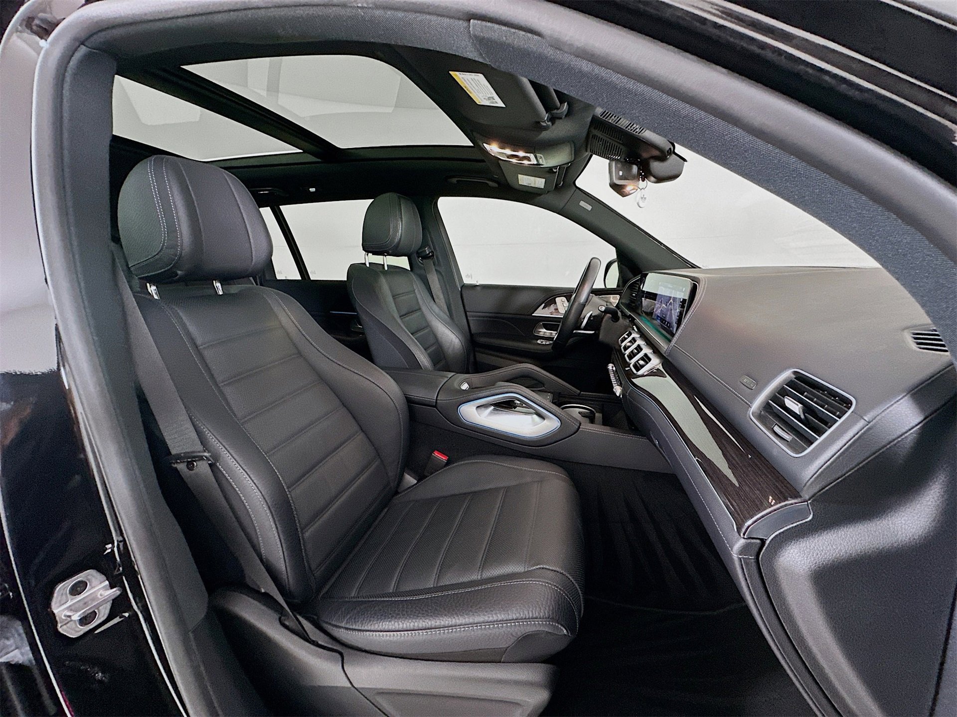 Certified 2021 Mercedes-Benz GLS 580 4MATIC image 31