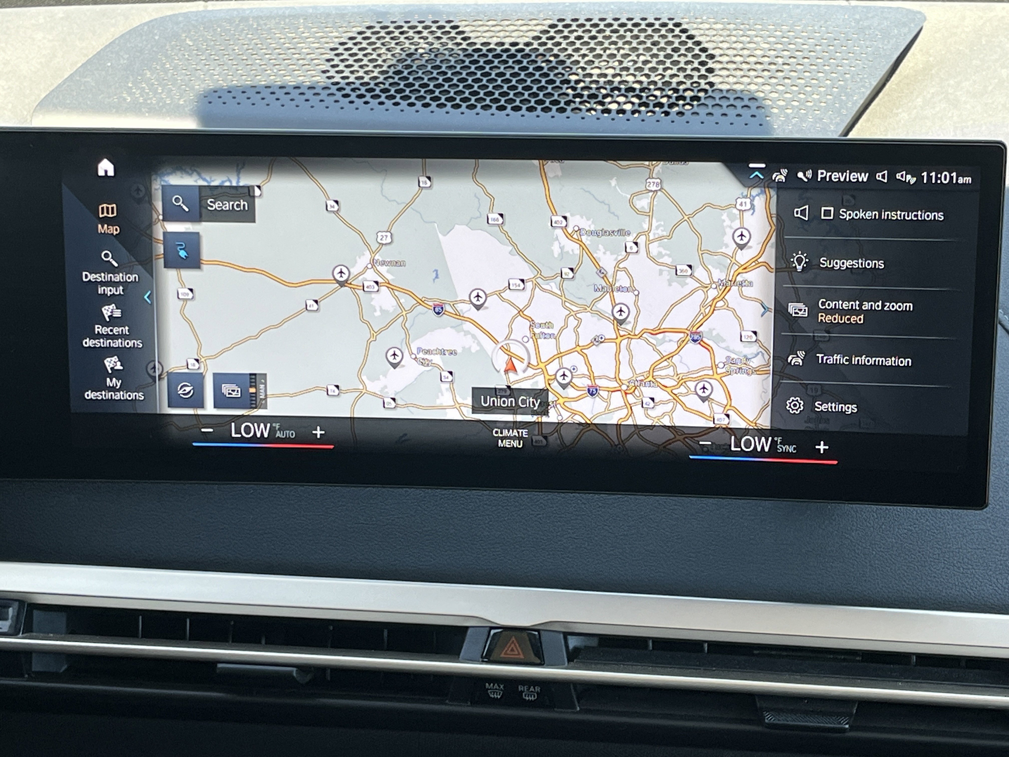 Used 2023 BMW iX xDrive50 w/ Sport Package AWD/4WD image 5