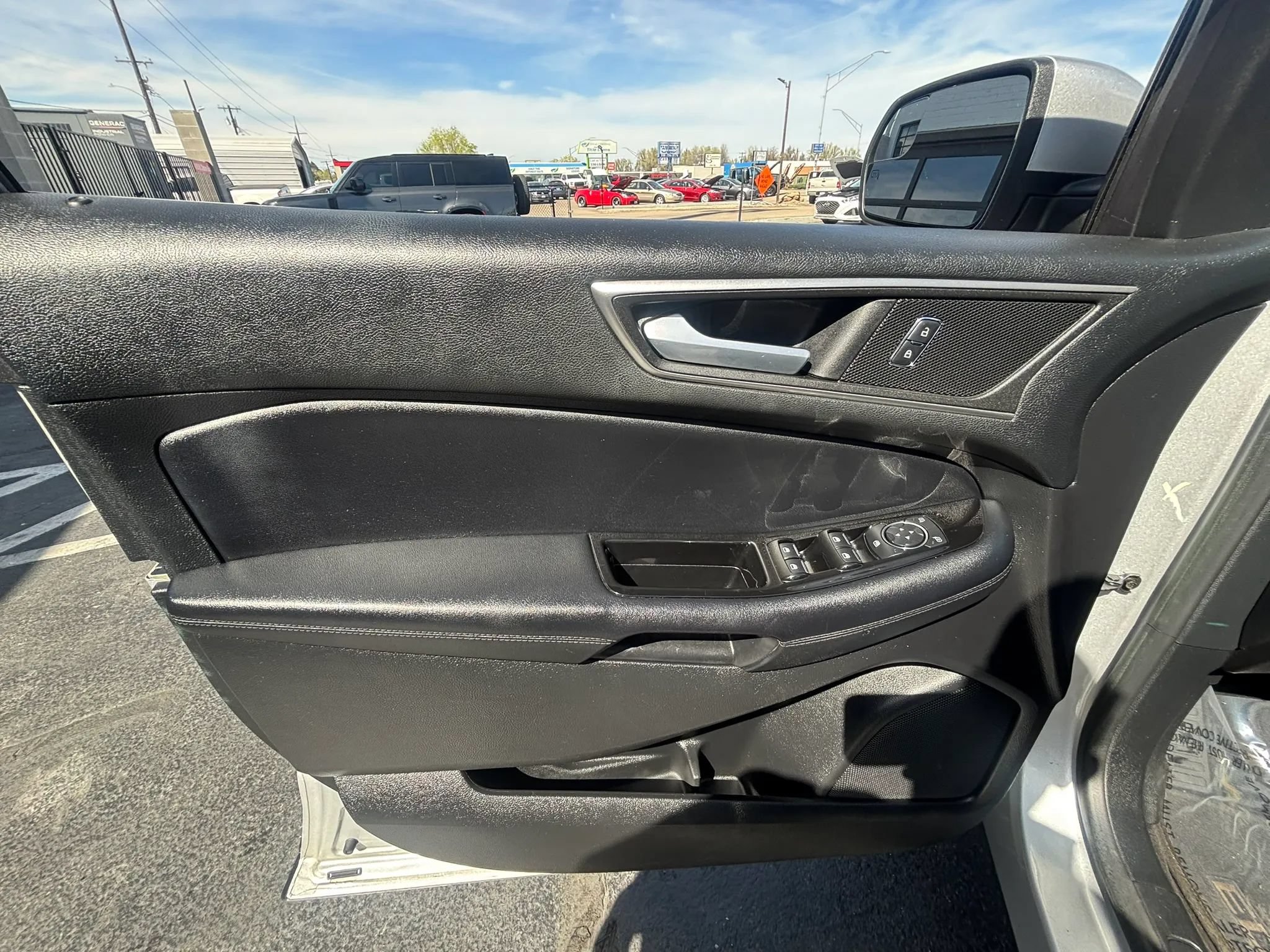 Used 2015 Ford Edge SEL w/ Equipment Group 201A AWD/4WD image 11