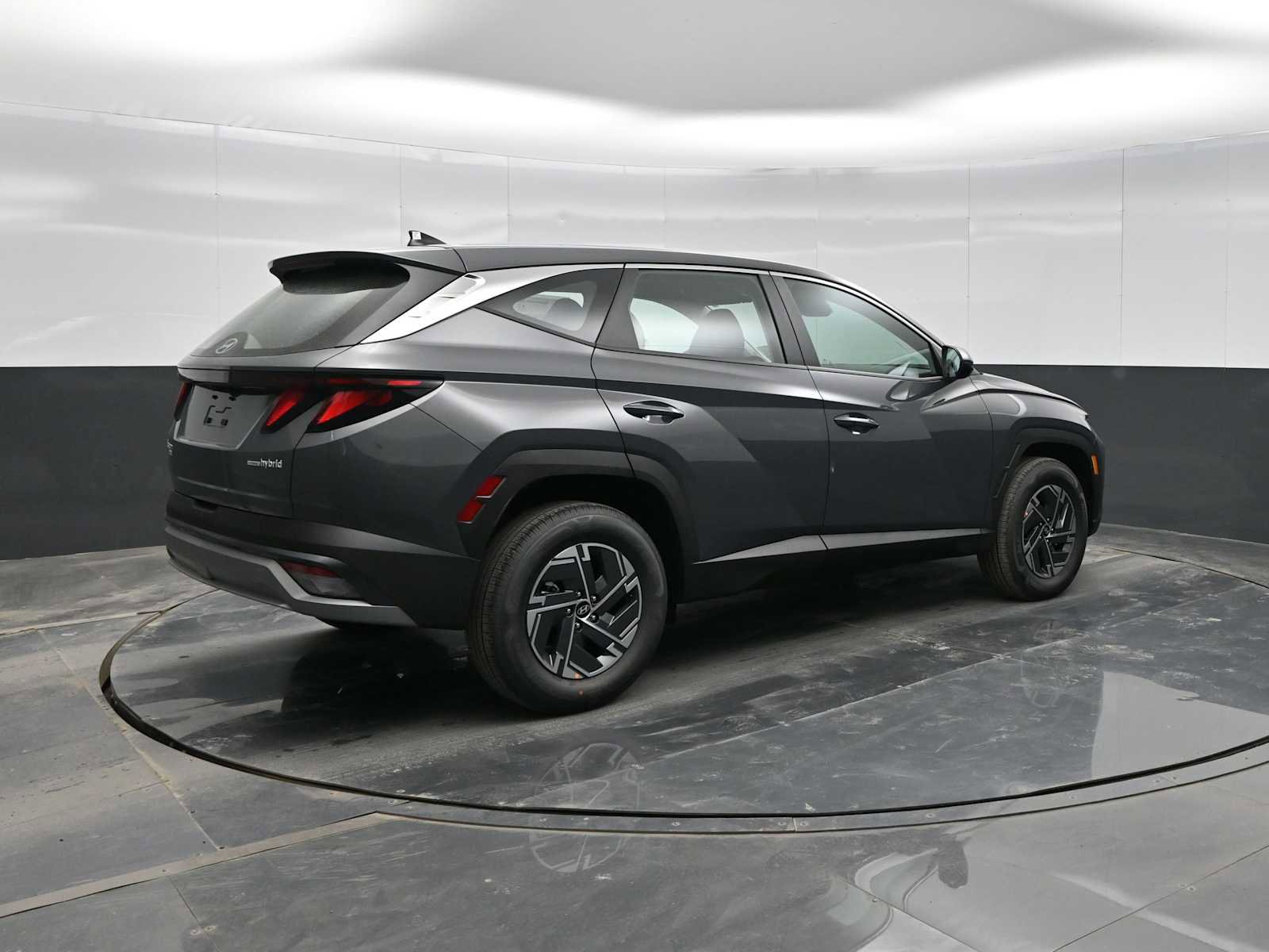 New 2026 Hyundai Tucson Blue SE image 8