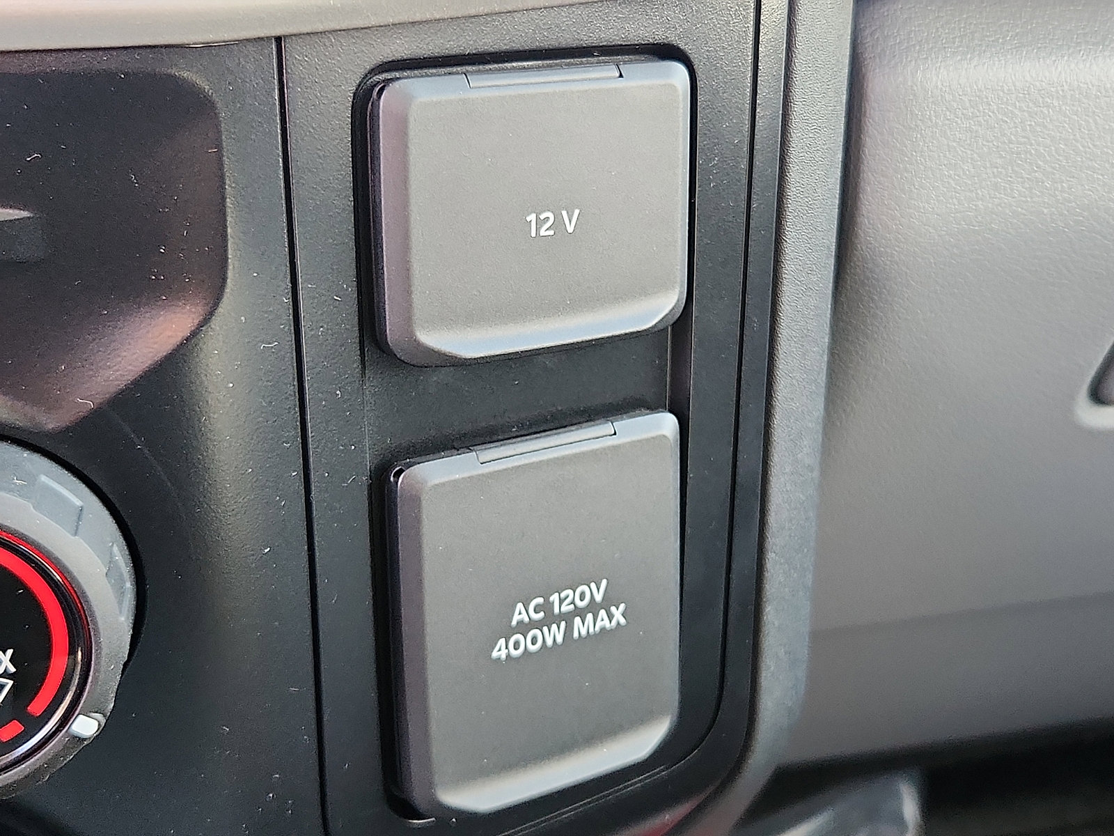 New 2024 Ford F550 4x4 Regular Cab Super Duty image 14