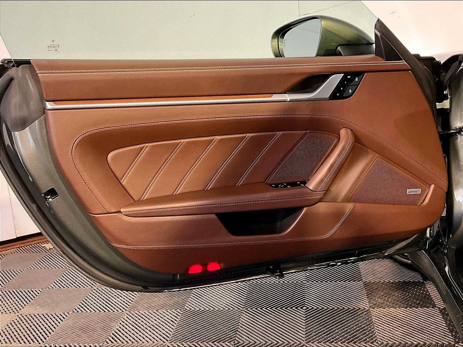 Certified 2021 Porsche 911 Targa 4S AWD/4WD image 25