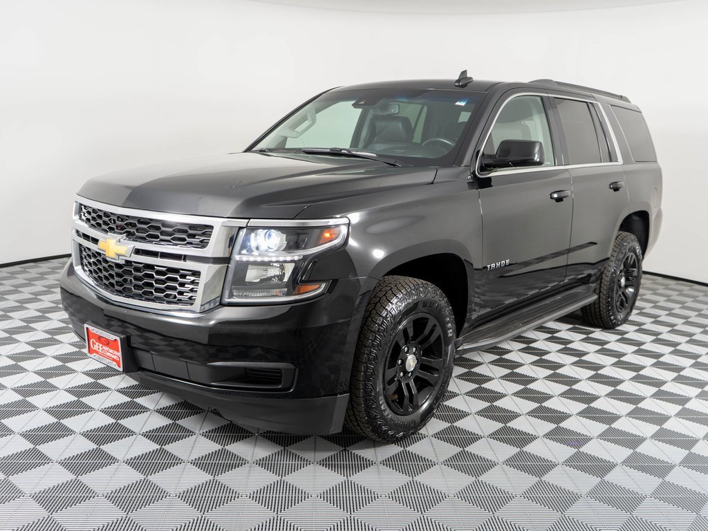 Used 2017 Chevrolet Tahoe LT image 3