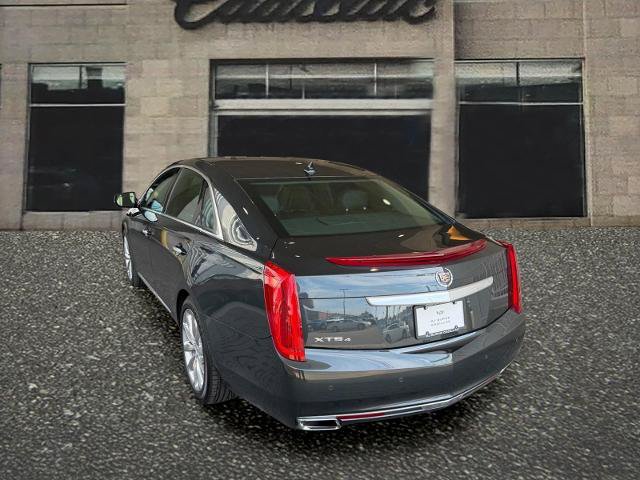 Used 2014 Cadillac XTS Luxury w/ Driver Awareness Package AWD/4WD image 3