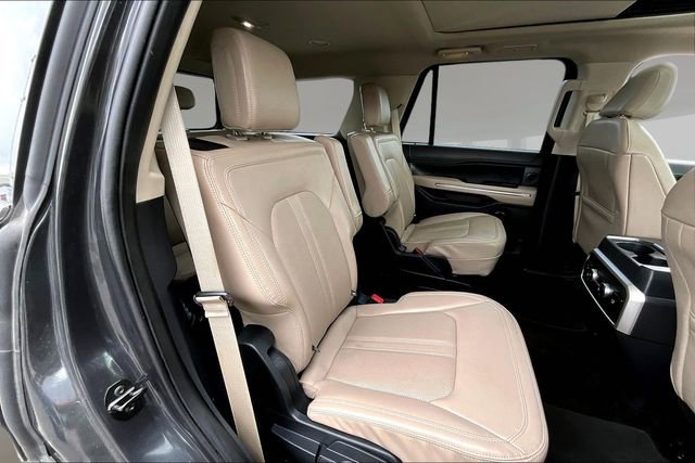 Used 2022 Ford Expedition Limited AWD/4WD image 20