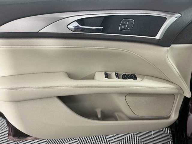 Used 2019 Lincoln MKZ Premiere AWD/4WD image 7