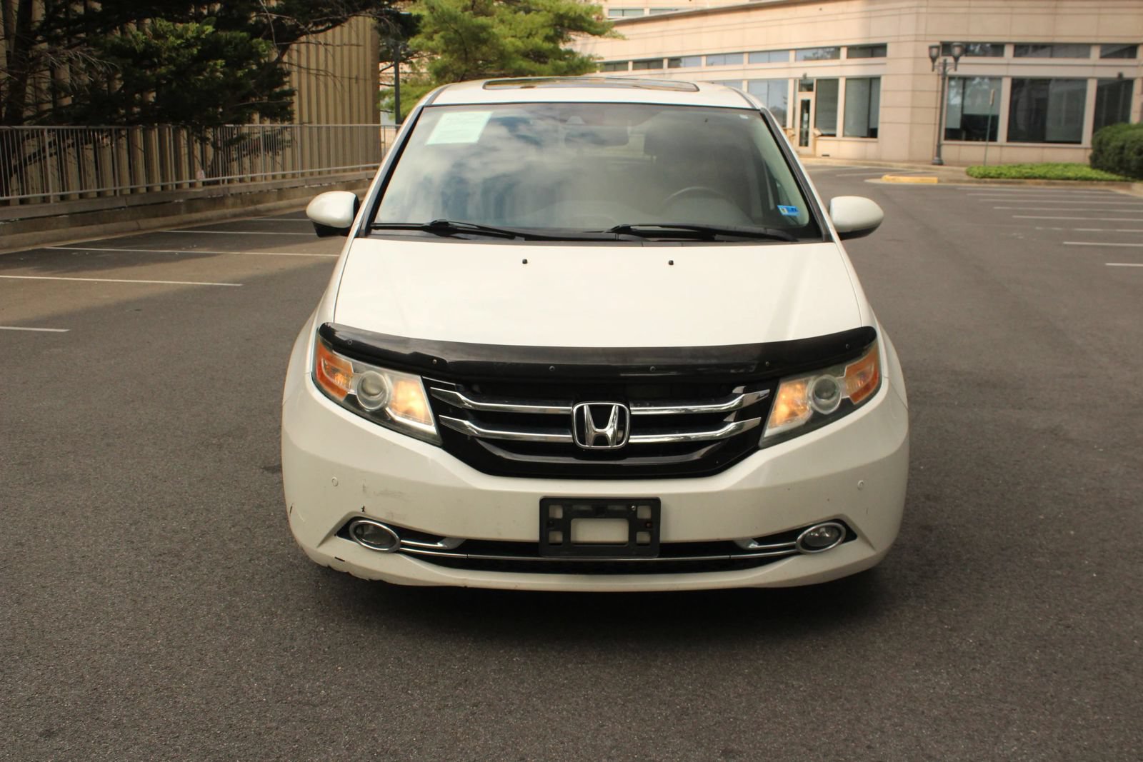 Used 2014 Honda Odyssey Touring image 3