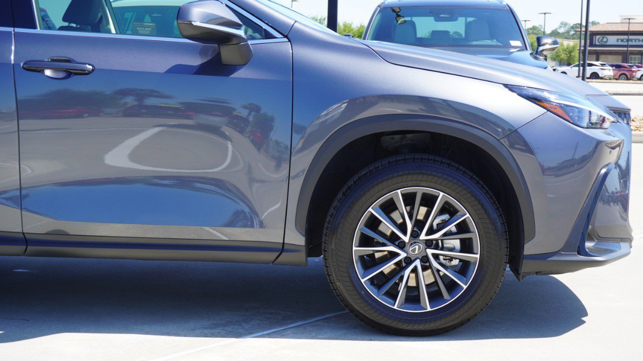 Certified 2024 Lexus NX 250 FWD image 9