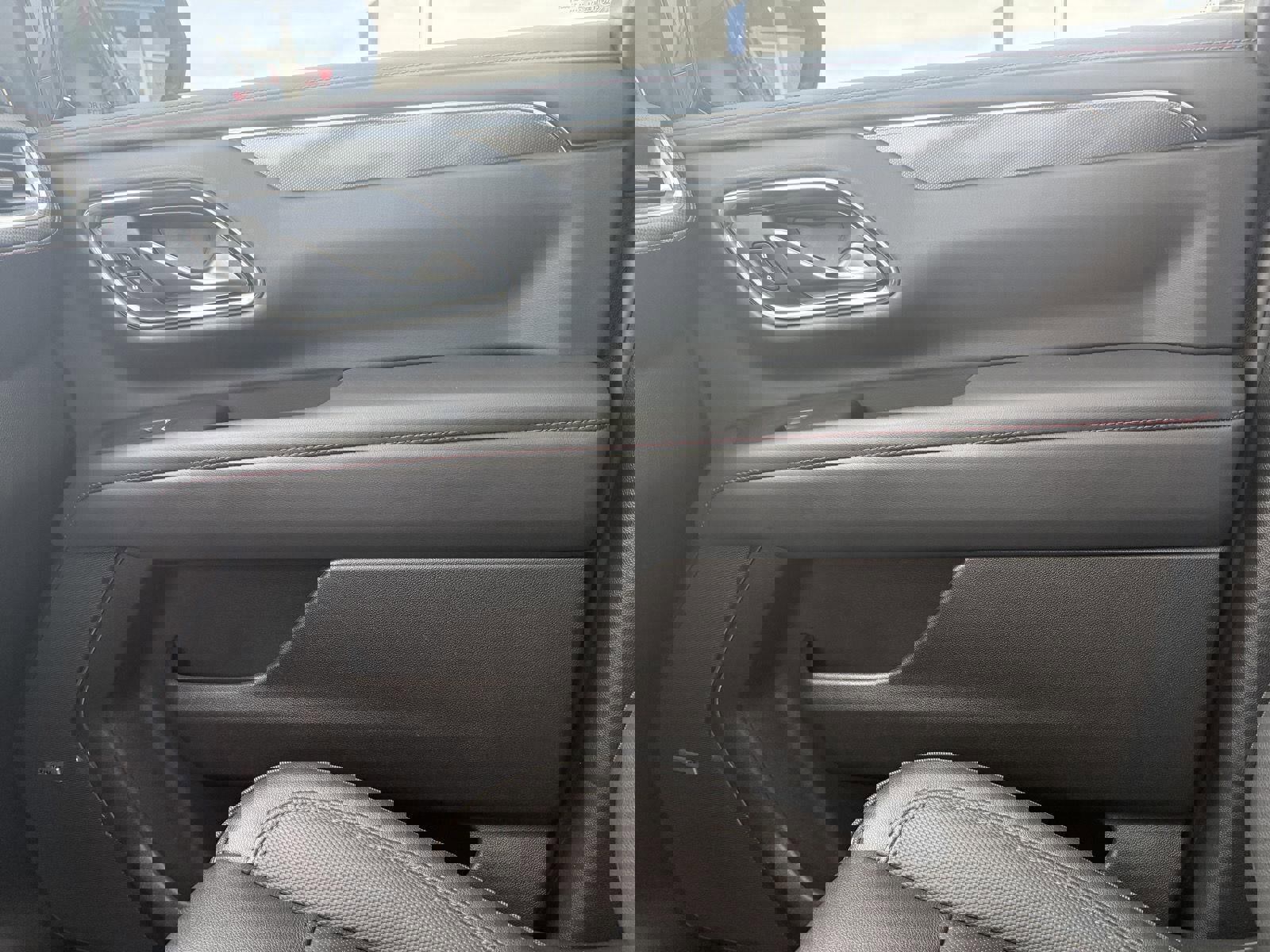 Used 2022 Chevrolet Tahoe RST w/ Luxury Package image 46