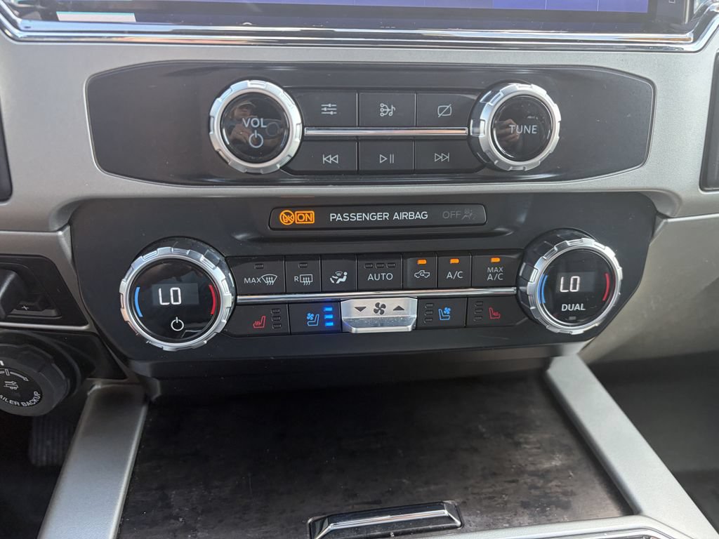 Used 2022 Ford F250 Lariat w/ Tremor Off-Road Package AWD/4WD image 25