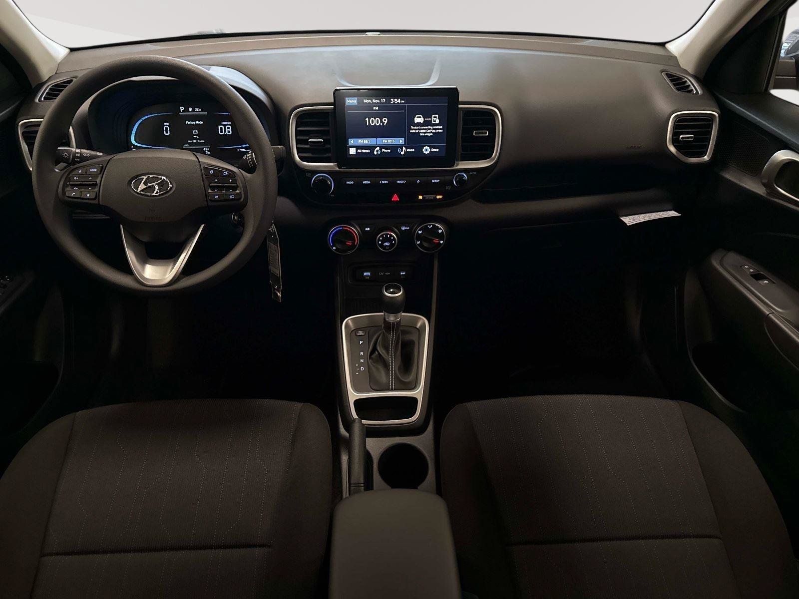 New 2026 Hyundai Venue SE FWD image 16