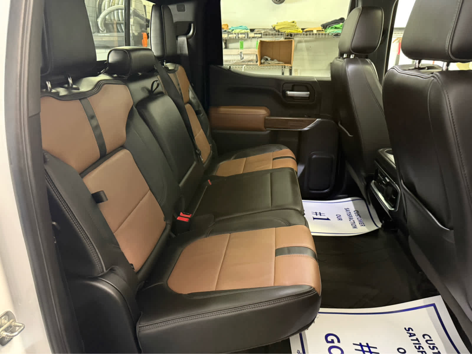 Used 2020 Chevrolet Silverado 1500 High Country w/ LPO, Dark Essentials Package image 24