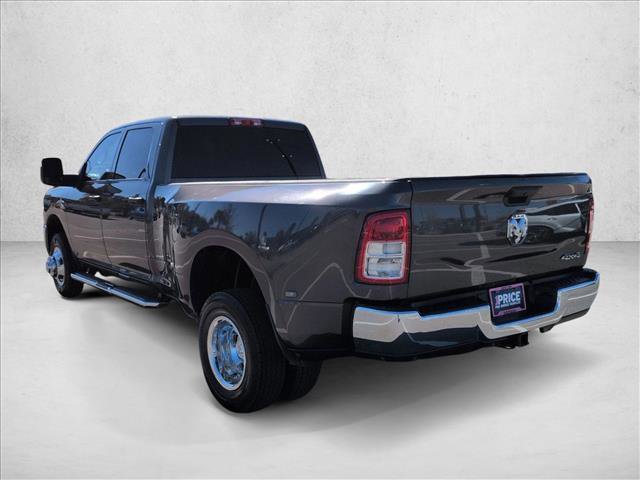 Used 2024 RAM 3500 Tradesman w/ Chrome Appearance Group image 8