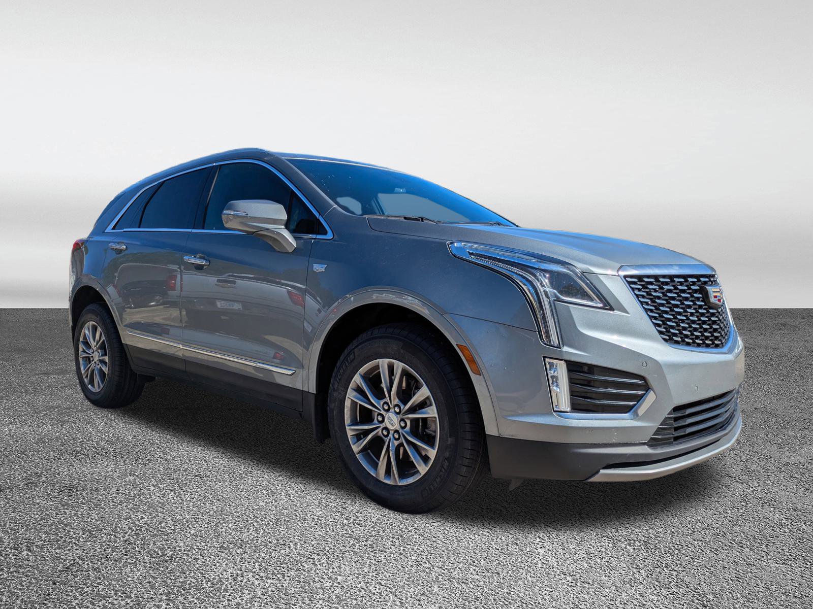 Used 2023 Cadillac XT5 Premium Luxury image 3