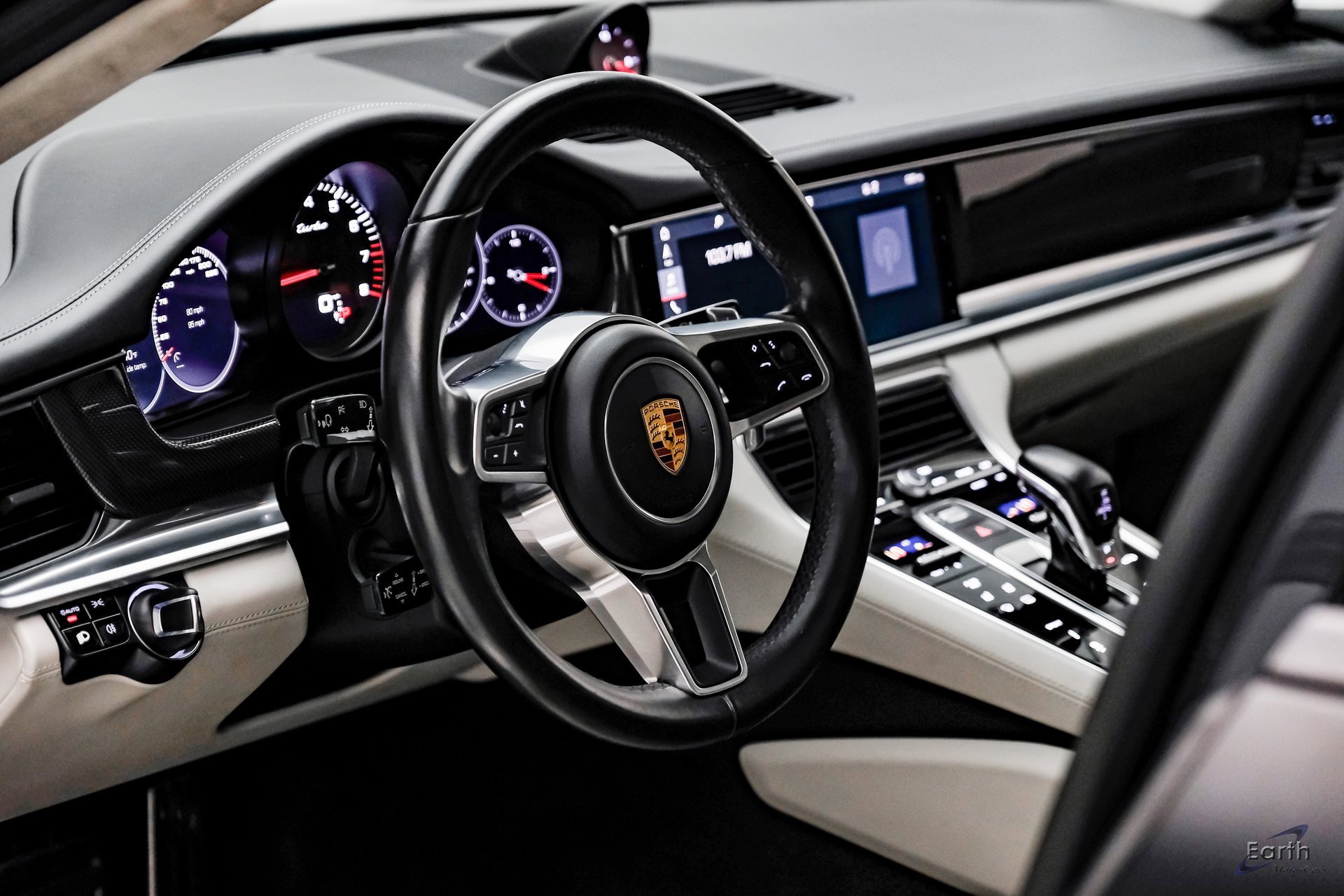 Used 2018 Porsche Panamera Turbo Sport Turismo image 40