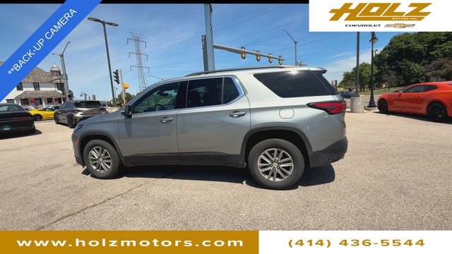 Certified 2023 Chevrolet Traverse LT w/ Rear Camera Mirror Package AWD/4WD image 5