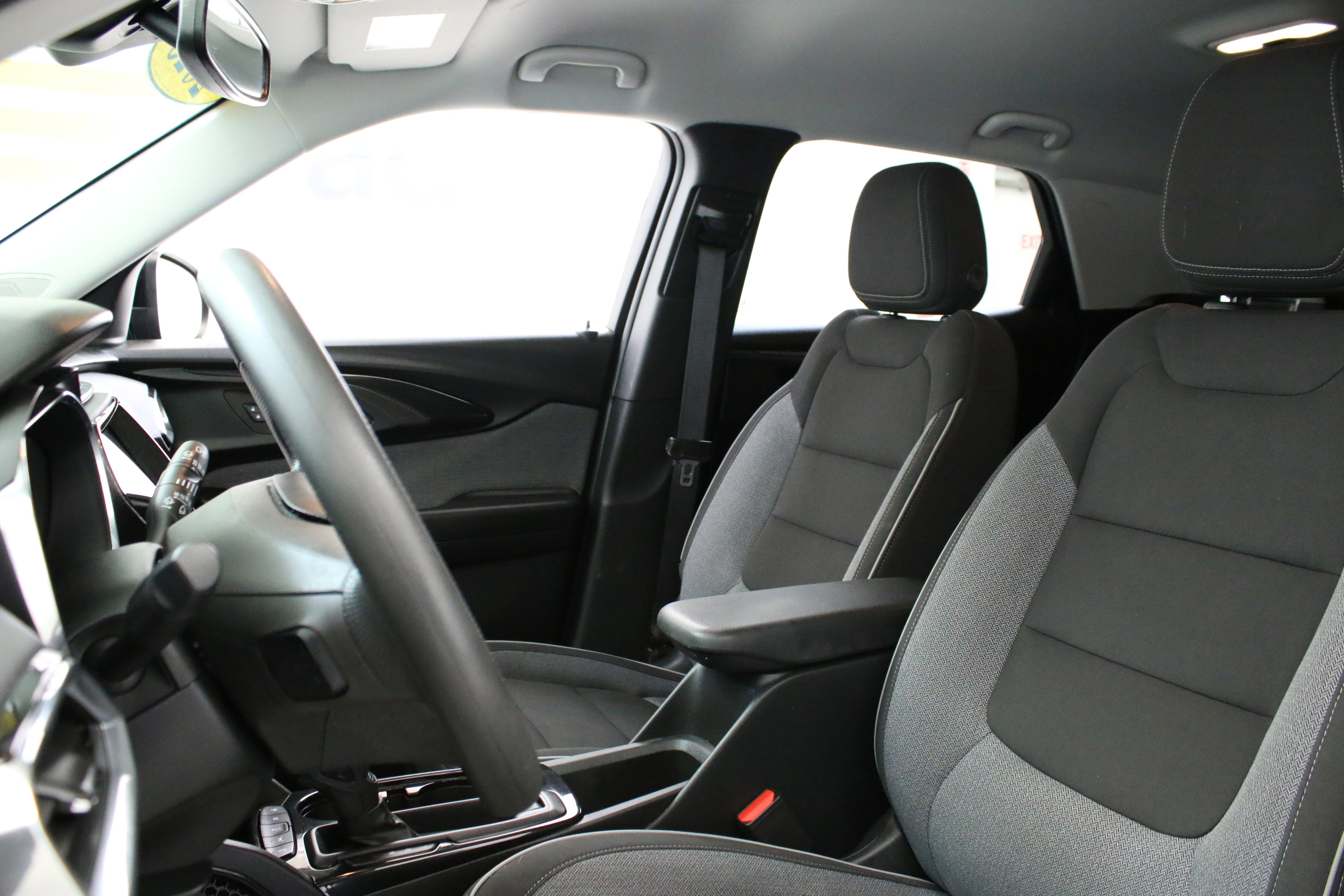 Used 2023 Chevrolet TrailBlazer LT w/ Convenience Package image 27