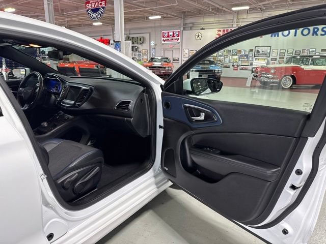Used 2015 Chrysler 200 S w/ Navigation & Sound Group I AWD/4WD image 42