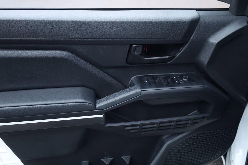 Used 2025 Toyota Tacoma SR5 image 25