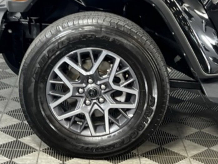 Certified 2024 Jeep Wrangler Sahara image 11