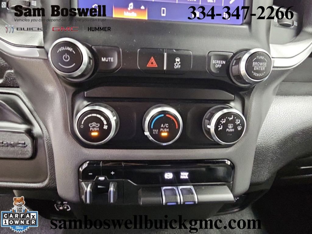 Used 2022 RAM 2500 Big Horn w/ Cold Weather Group AWD/4WD image 18