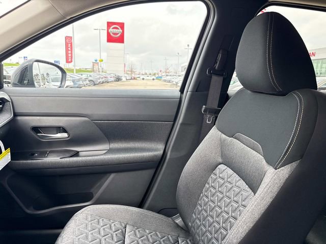 New 2026 Nissan Kicks SV image 18
