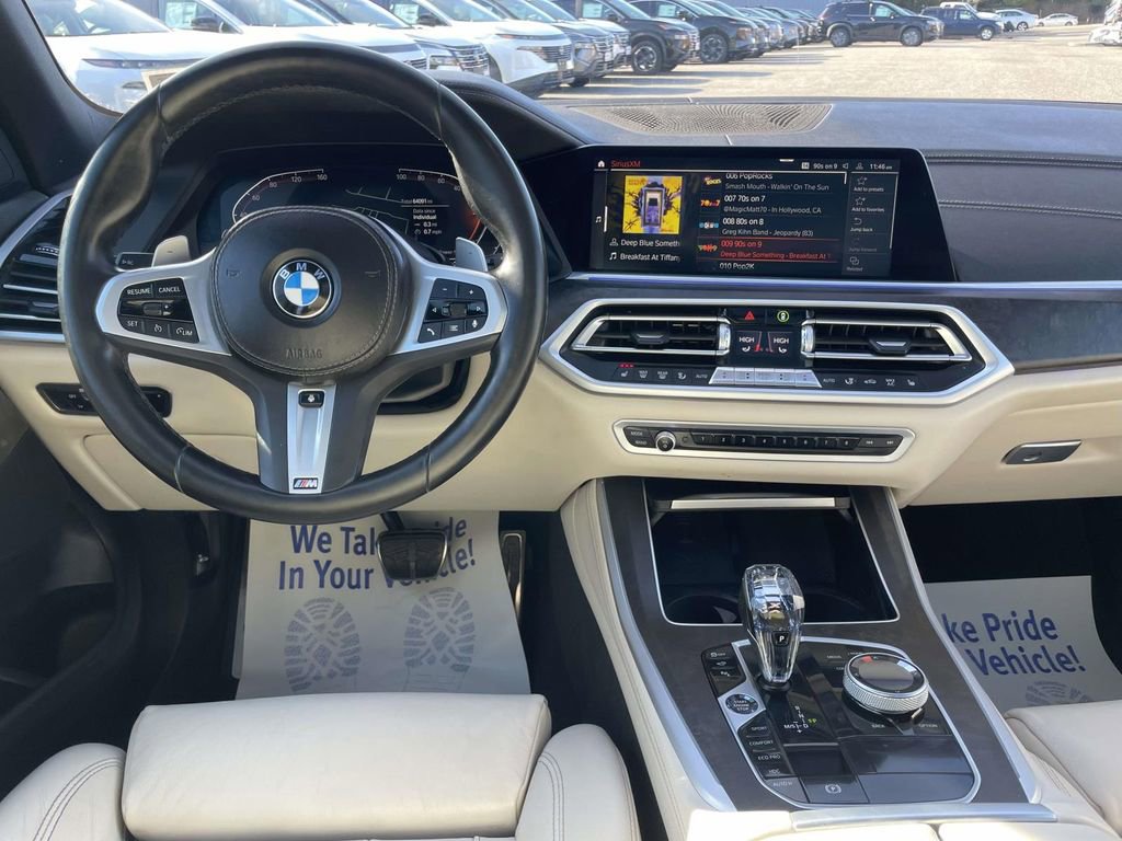 Used 2022 BMW X5 xDrive40i w/ M Sport Package AWD/4WD image 16