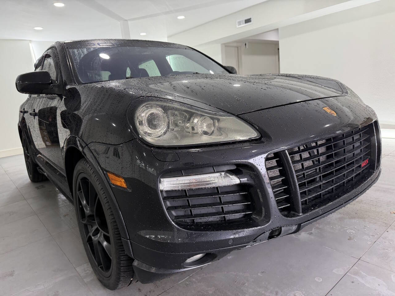 Used 2009 Porsche Cayenne GTS image 11