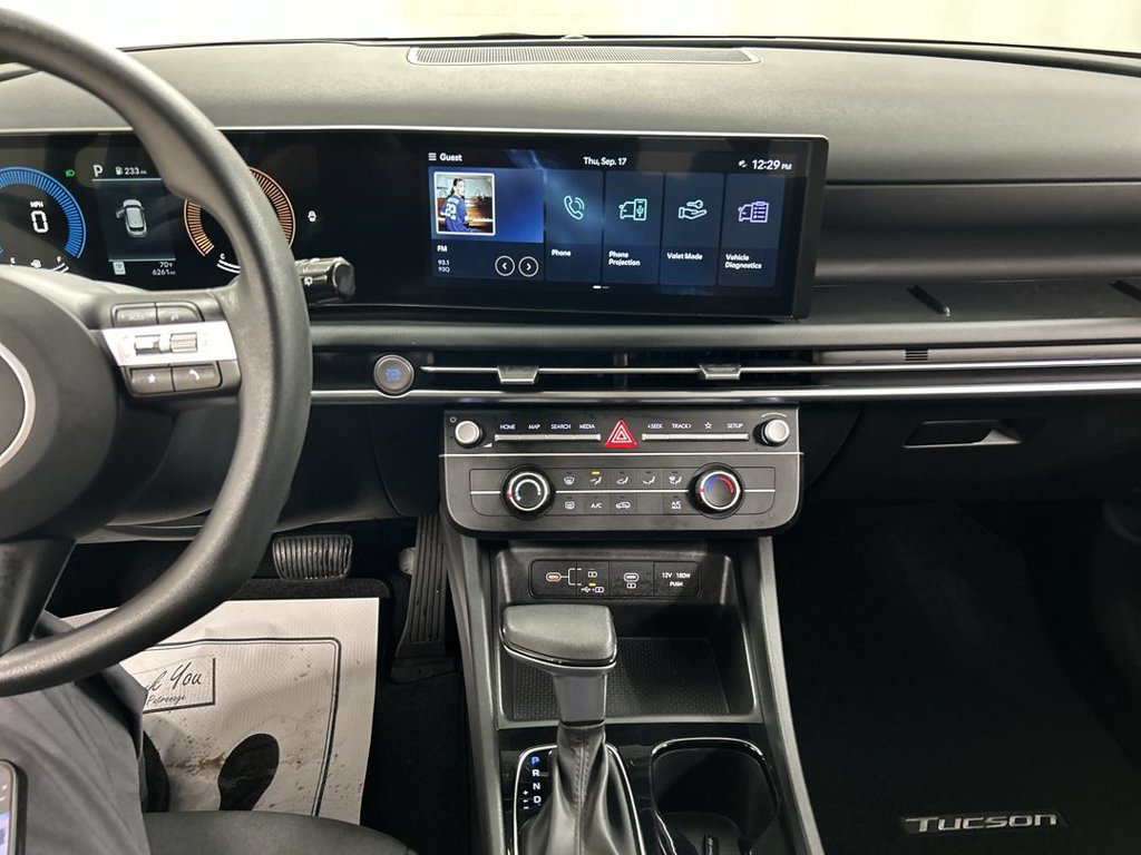 Used 2025 Hyundai Tucson SE AWD/4WD image 18