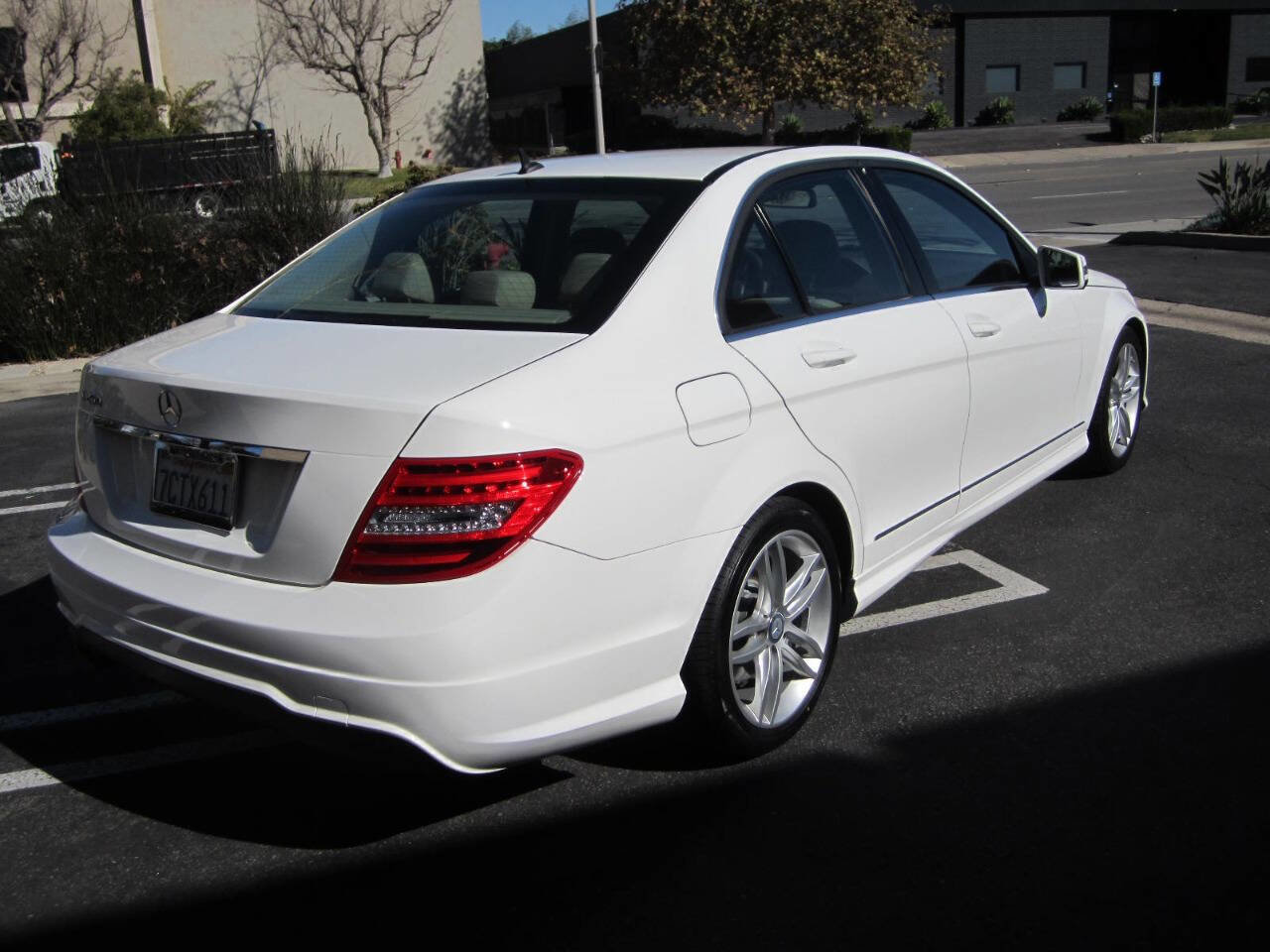 Used 2014 Mercedes-Benz C 250 C 250 Sport 4dr Sedan image 3