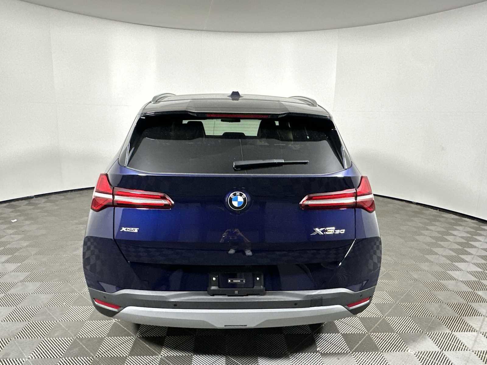 New 2026 BMW X3 xDrive30 w/ Premium Package image 2