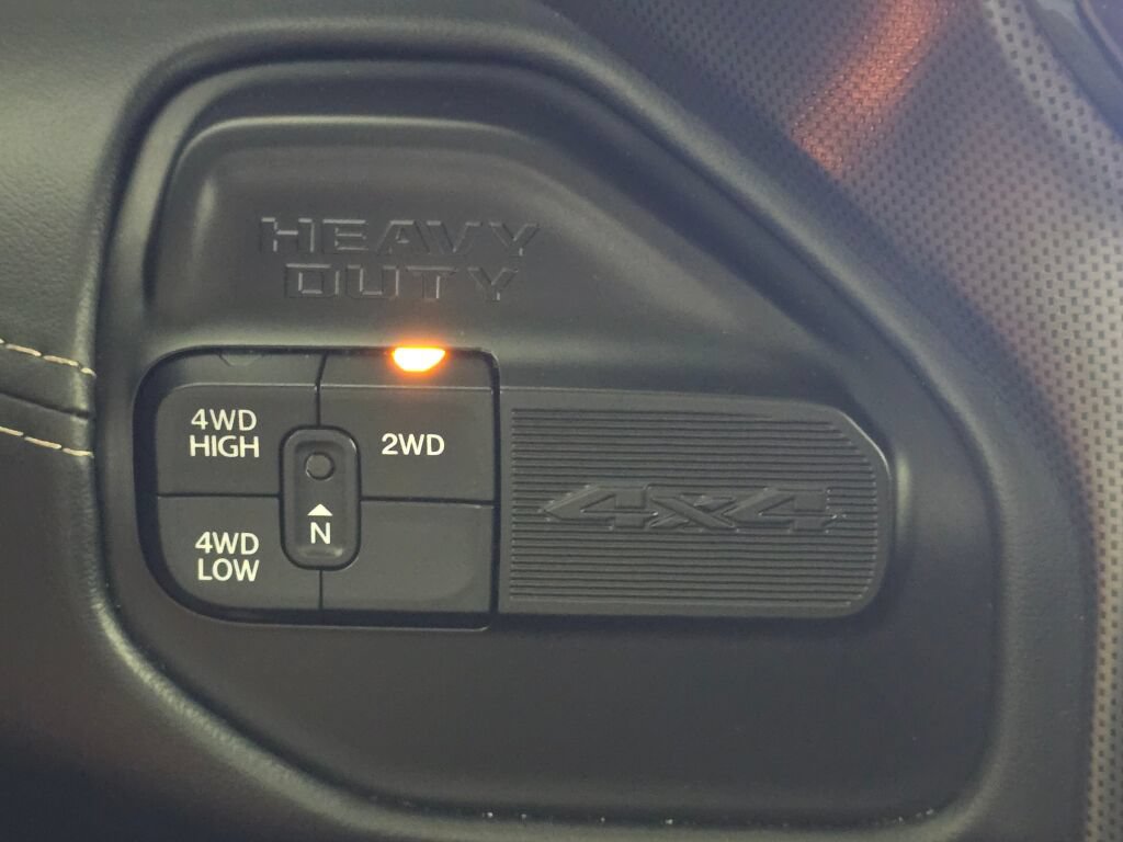 Used 2024 RAM 2500 Limited AWD/4WD image 28