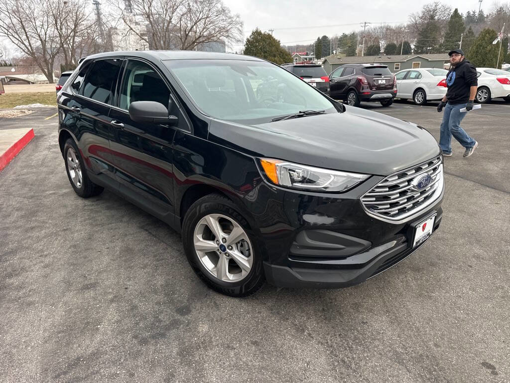 Used 2019 Ford Edge SE image 7