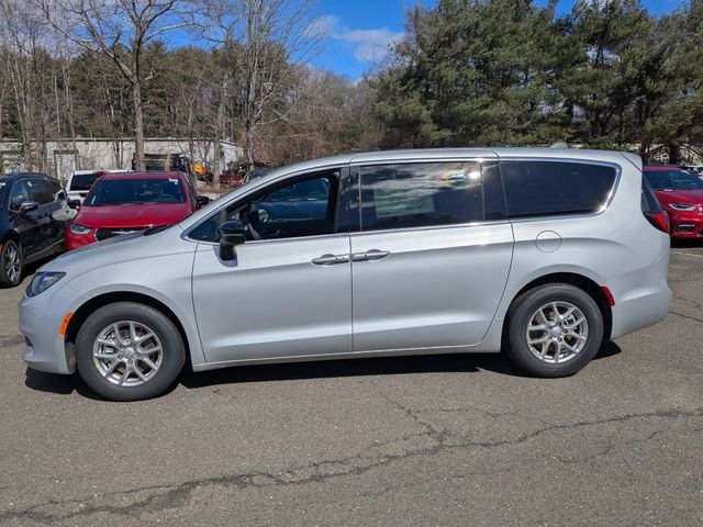 New 2026 Chrysler Voyager LX image 17
