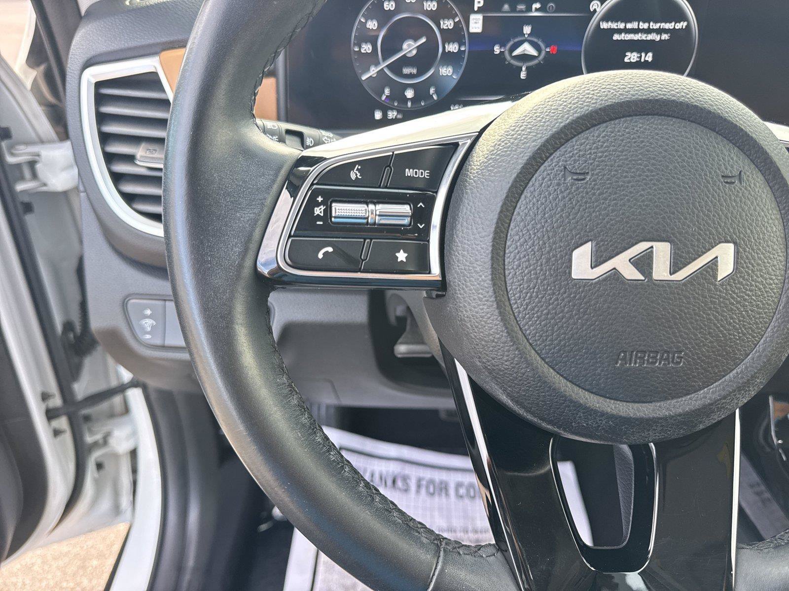Used 2024 Kia Seltos EX FWD image 10