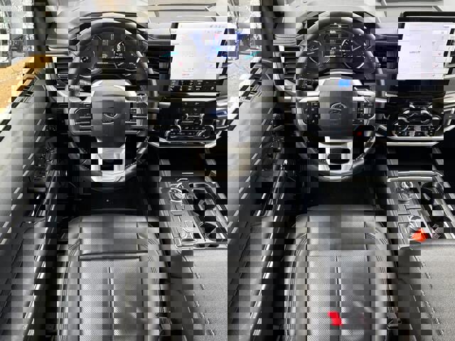 Used 2024 Ford Expedition XLT image 18