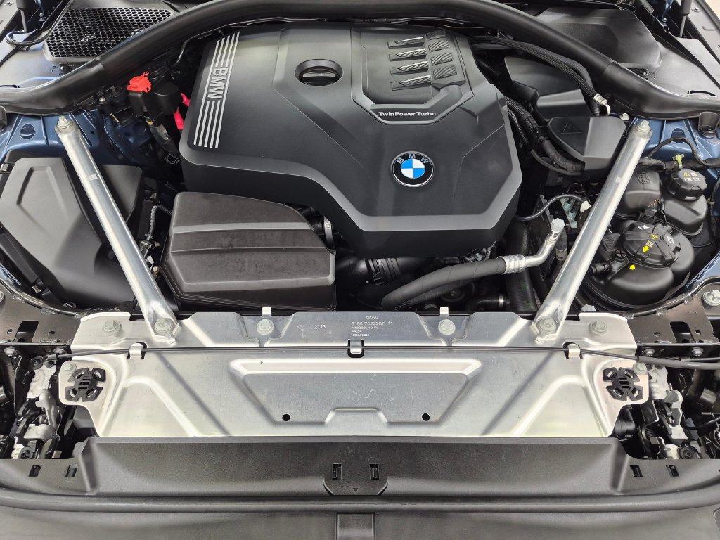 Used 2024 BMW 430i xDrive Convertible w/ M Sport Package AWD/4WD image 35